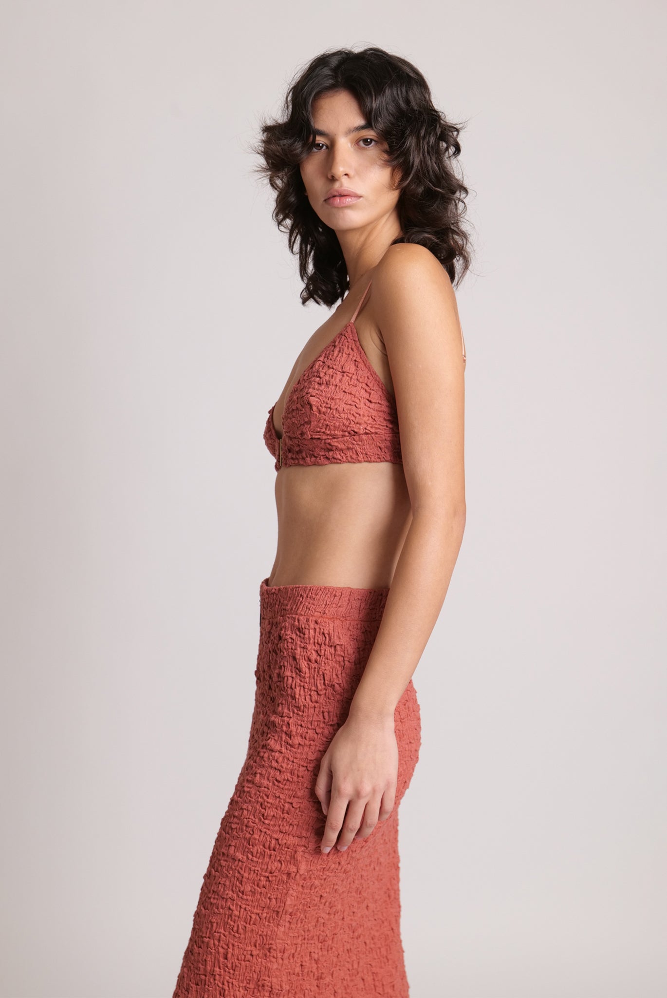 SABINA MUSAYEV - crinkled_knit_red_clay_23_24