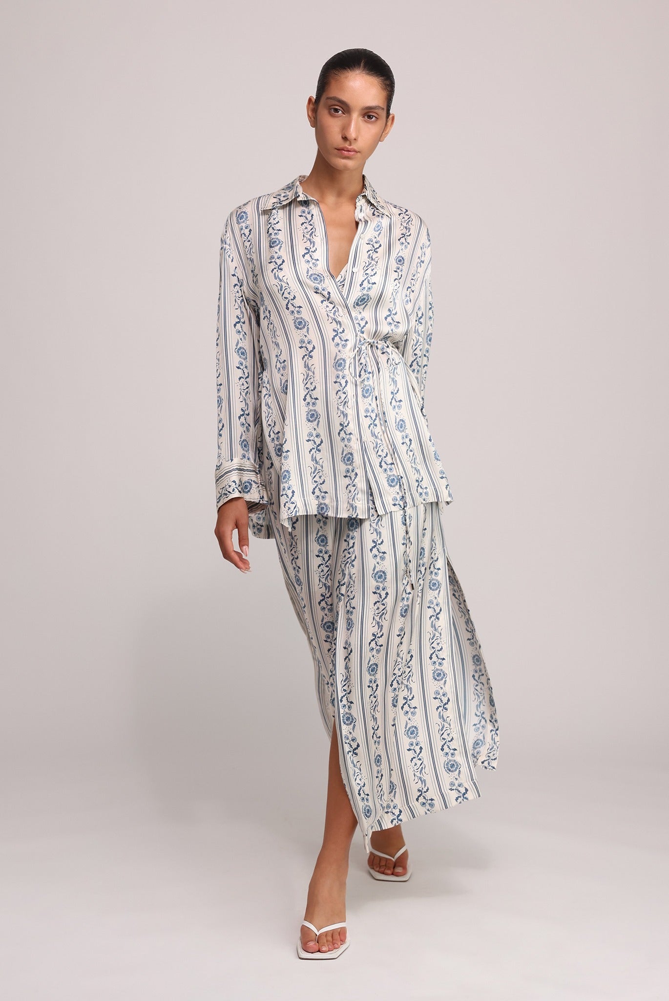 SABINA MUSAYEV - stripe_print_on_satin_ivory_print_summer_25