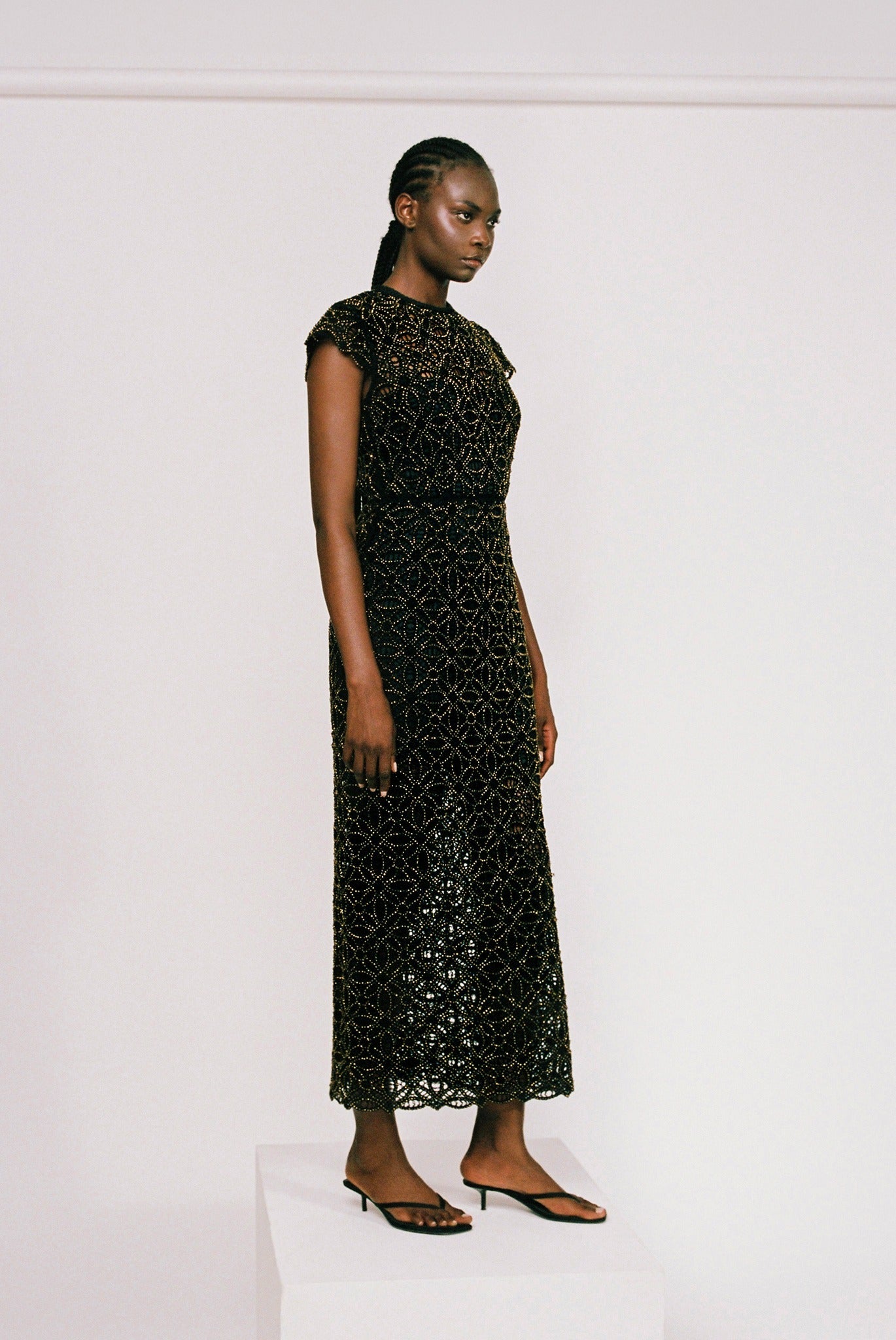 SABINA MUSAYEV - beaded_crochet_black_pre_fall_25_26
