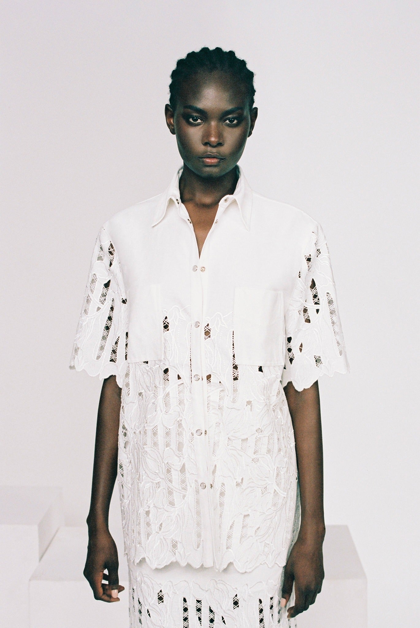 SABINA MUSAYEV - denim_off_white_pre_fall_25_26