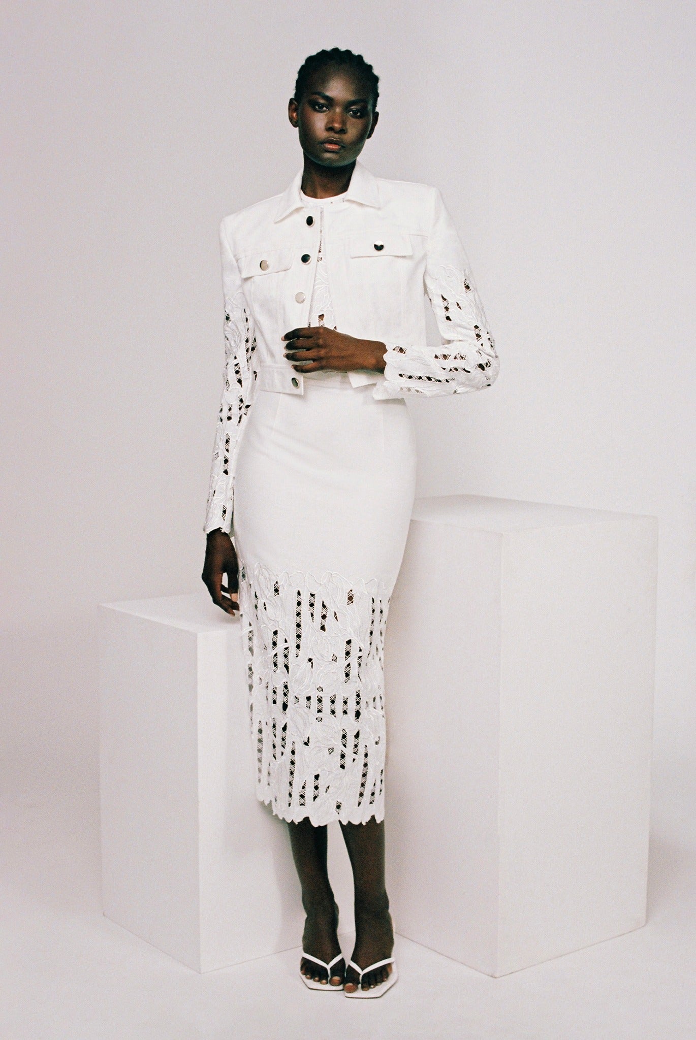 SABINA MUSAYEV - denim_off_white_pre_fall_25_26