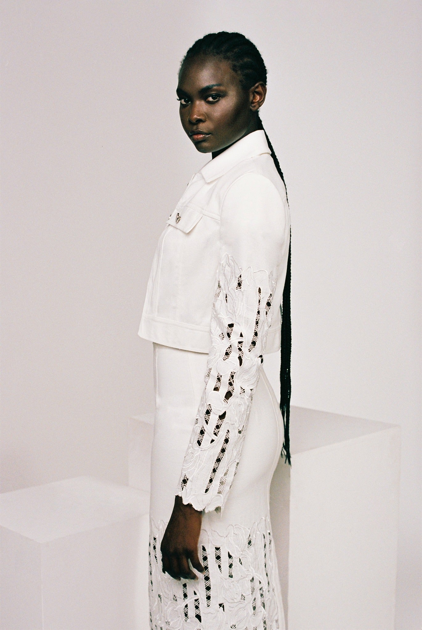 SABINA MUSAYEV - denim_off_white_pre_fall_25_26