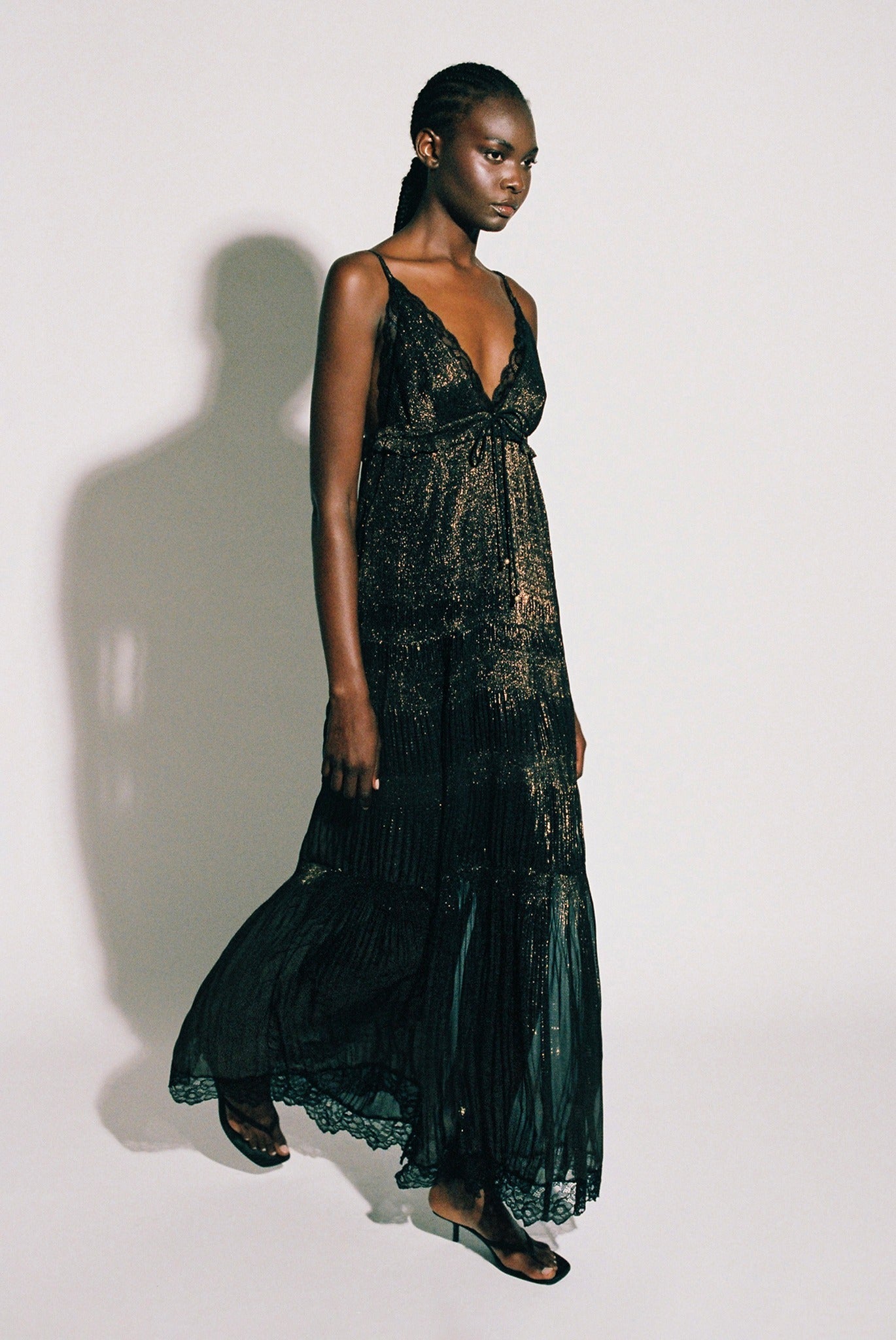 SABINA MUSAYEV - pleated_chiffon_w_foil_black_bronze_pre_fall_25_26
