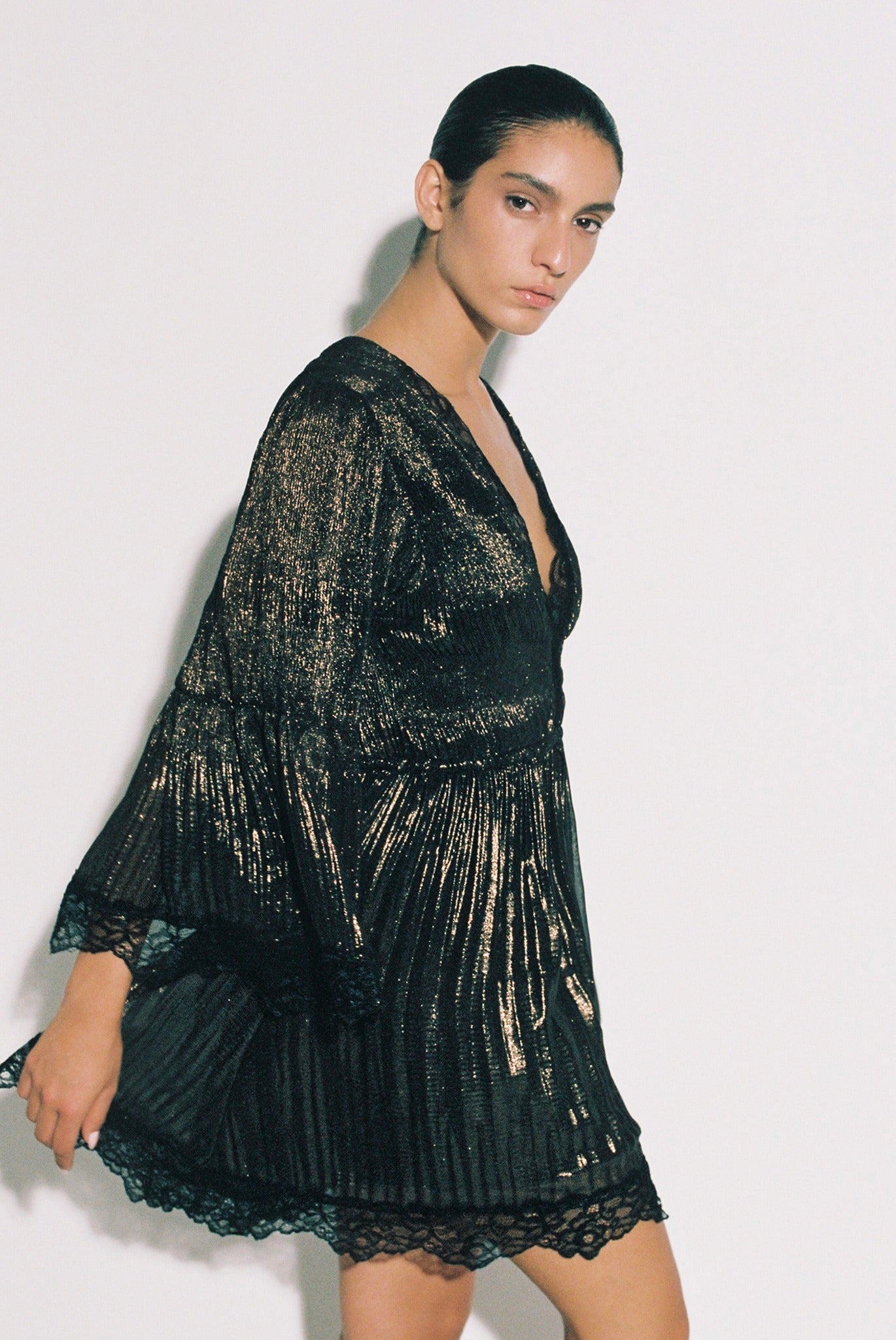 SABINA MUSAYEV - pleated_chiffon_w_foil_black_bronze_pre_fall_25_26