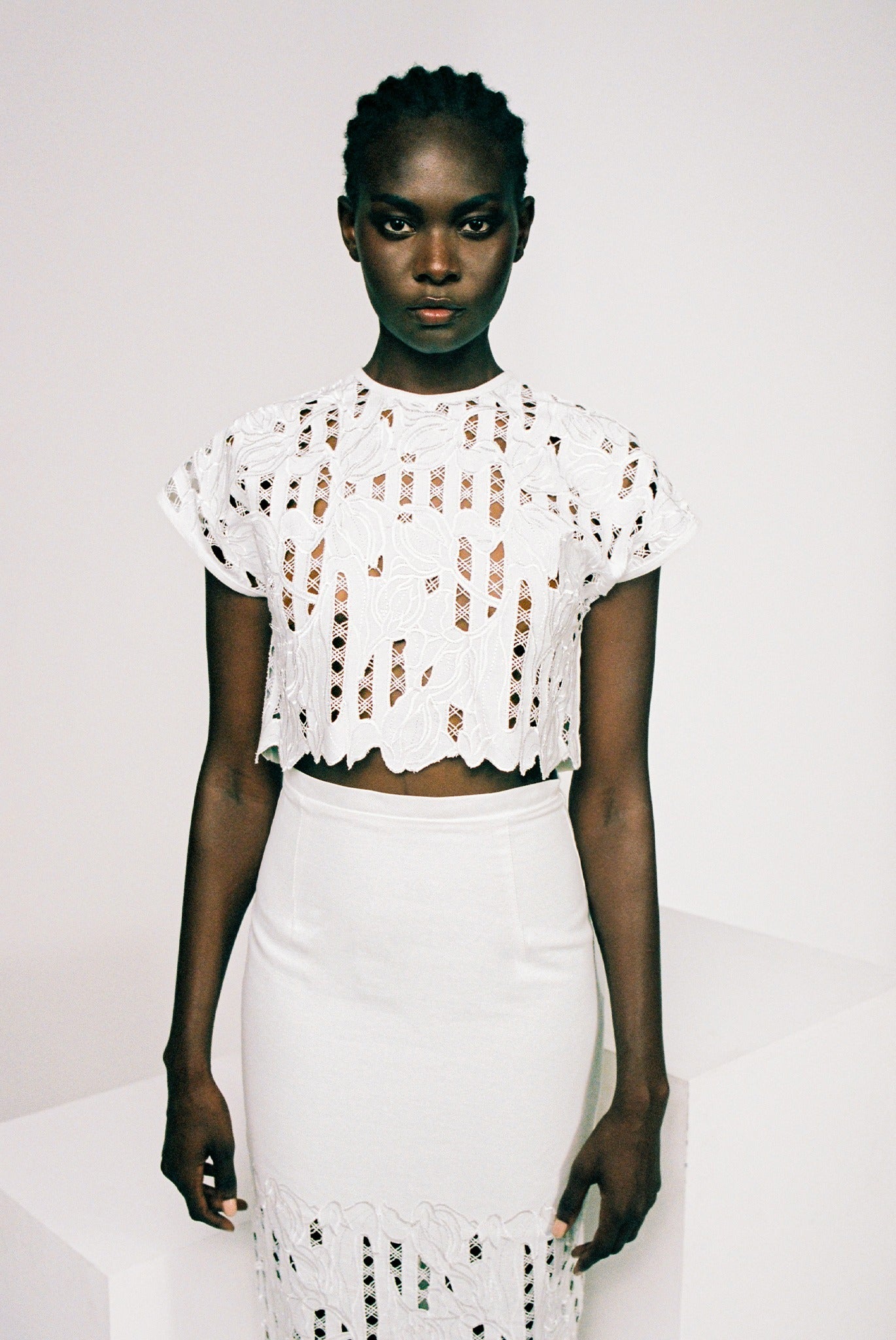 SABINA MUSAYEV - denim_off_white_pre_fall_25_26