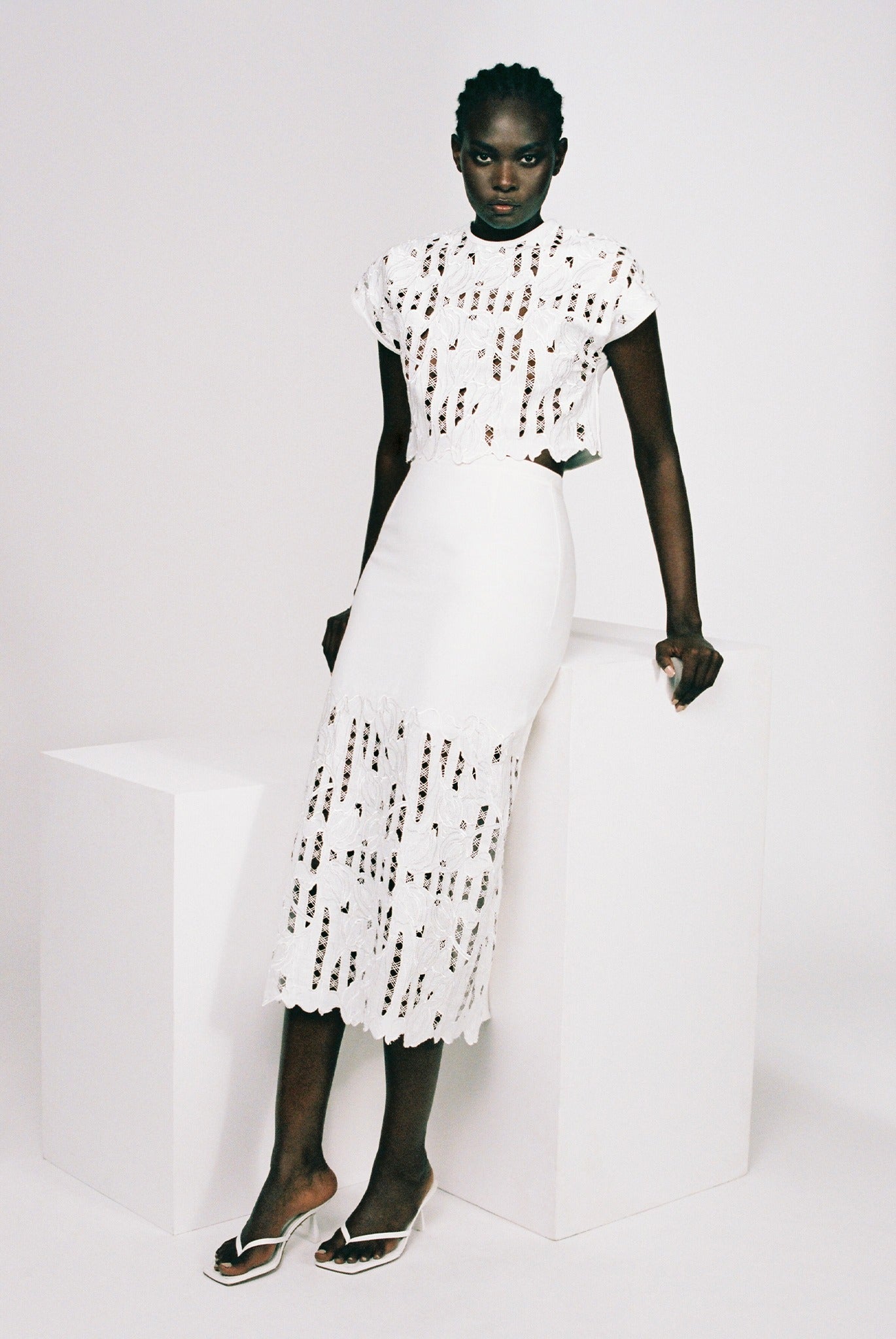 SABINA MUSAYEV - denim_off_white_pre_fall_25_26