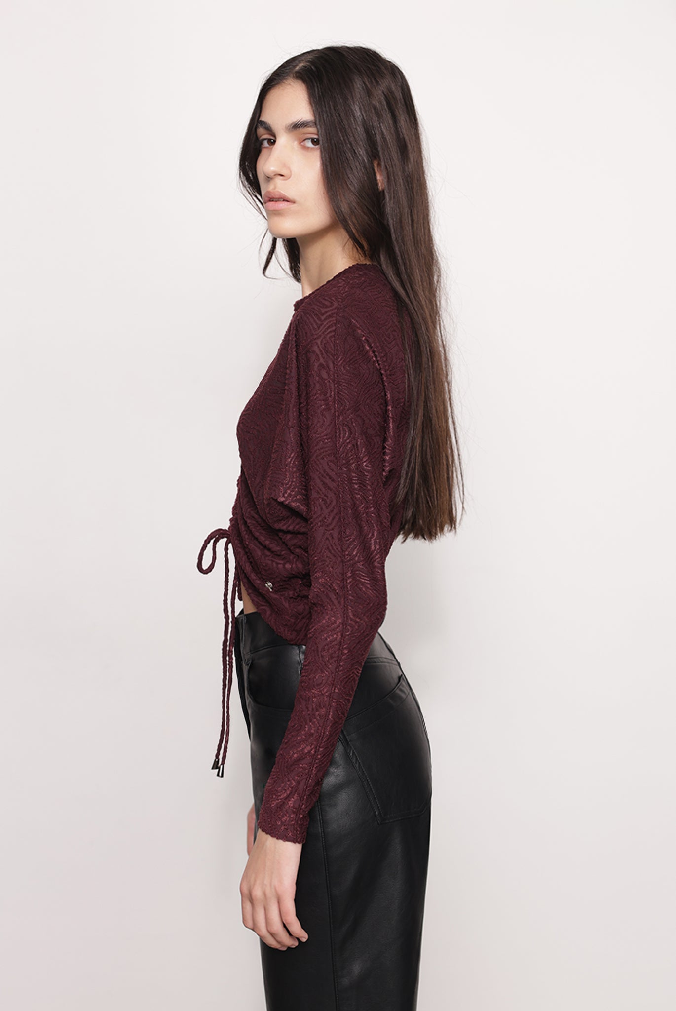 SABINA MUSAYEV - textured_knit_bordeaux_fw_25_26
