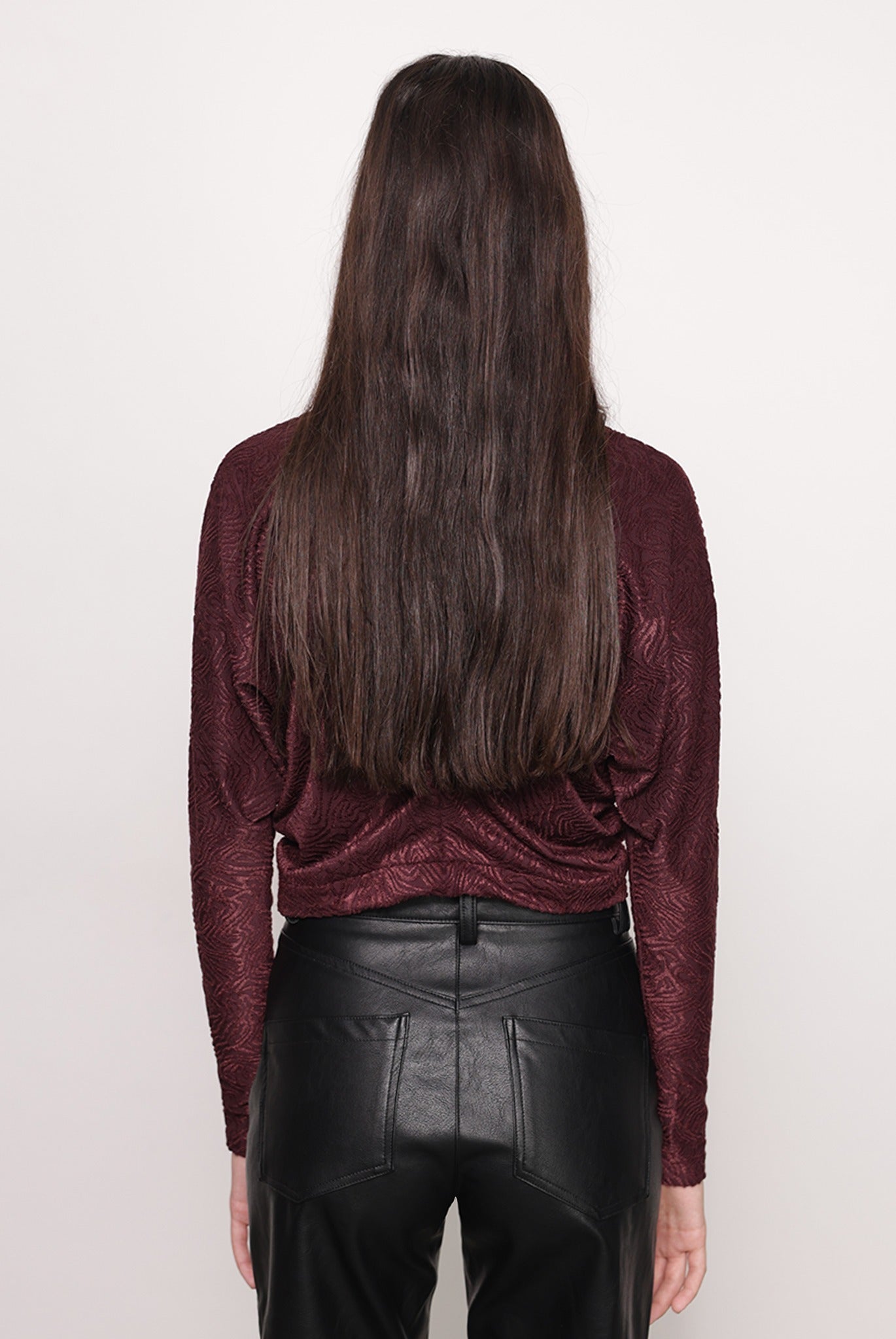 SABINA MUSAYEV - textured_knit_bordeaux_fw_25_26