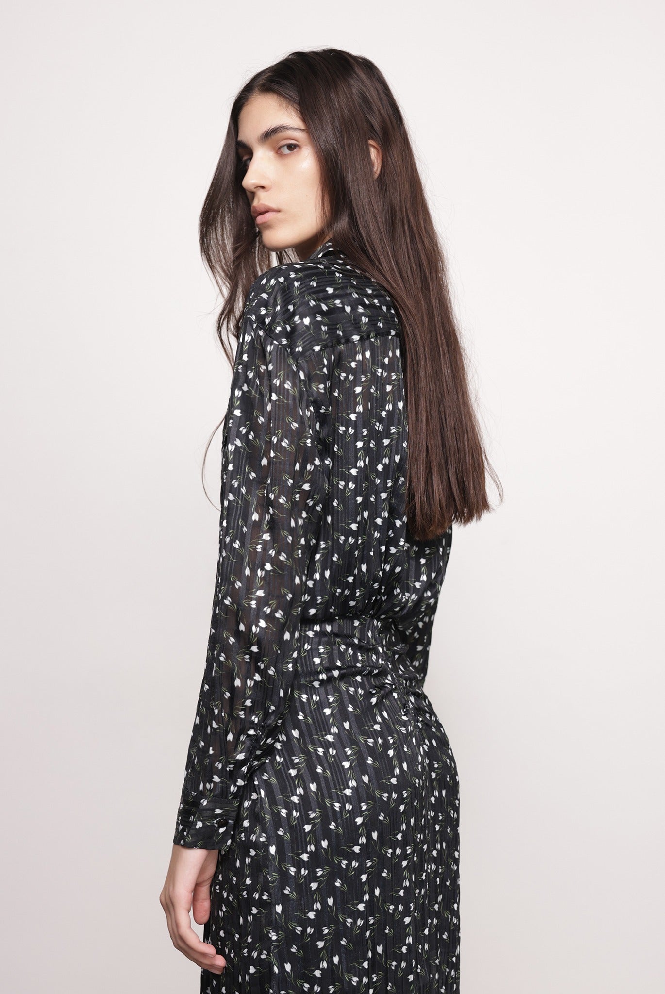 SABINA MUSAYEV - wallflower_print_black_print_fw_25_26