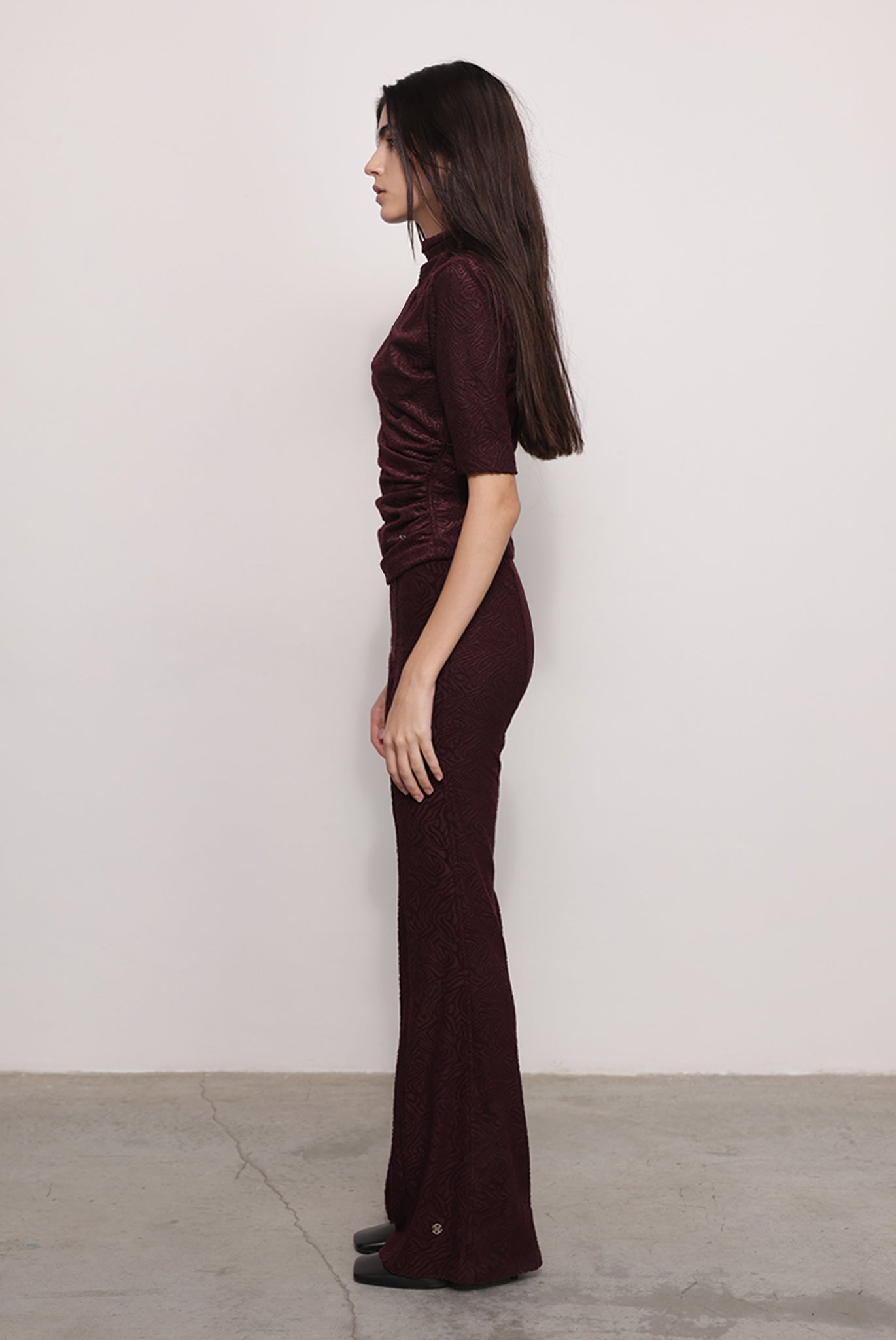 SABINA MUSAYEV - textured_knit_bordeaux_fw_25_26