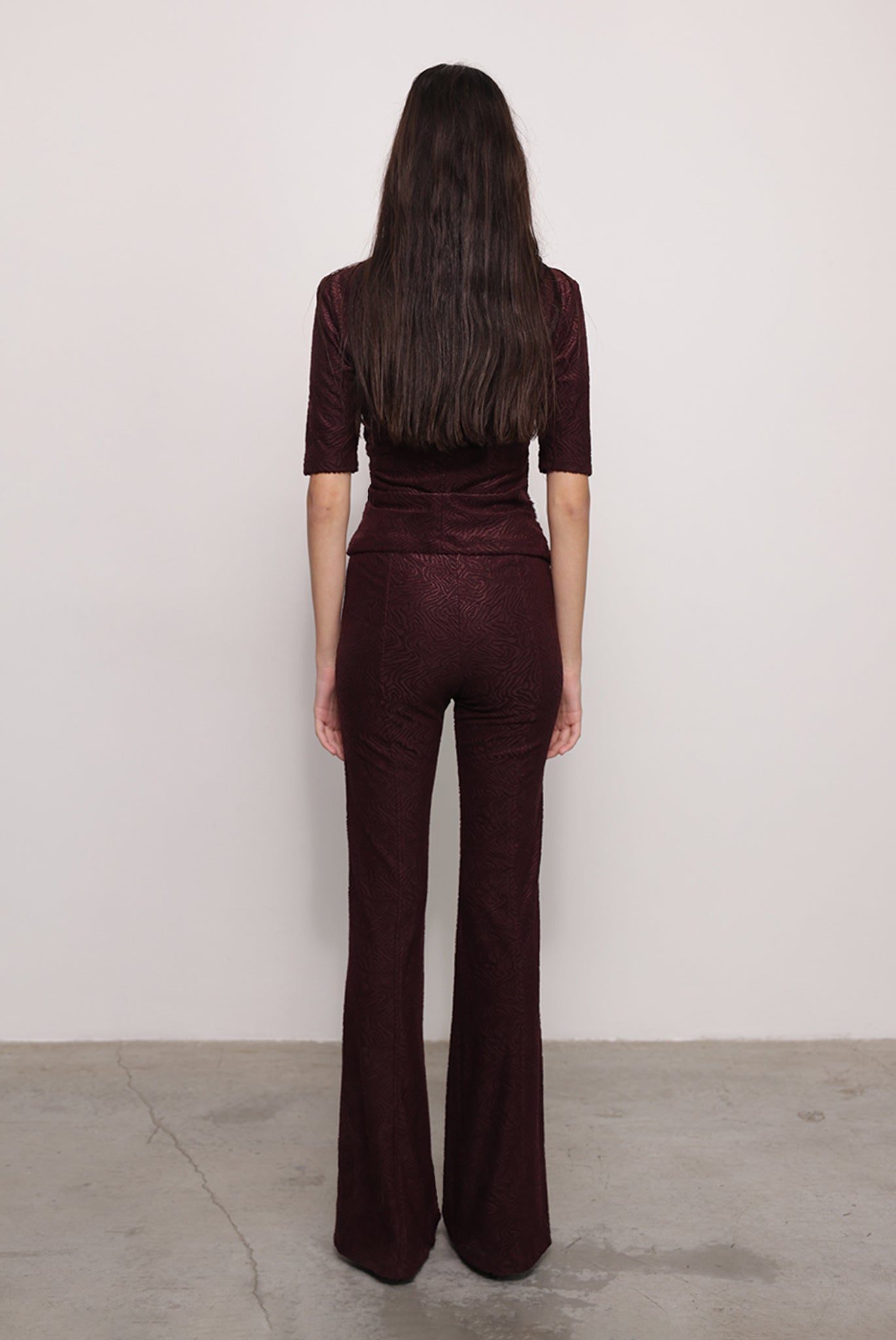 SABINA MUSAYEV - textured_knit_bordeaux_fw_25_26