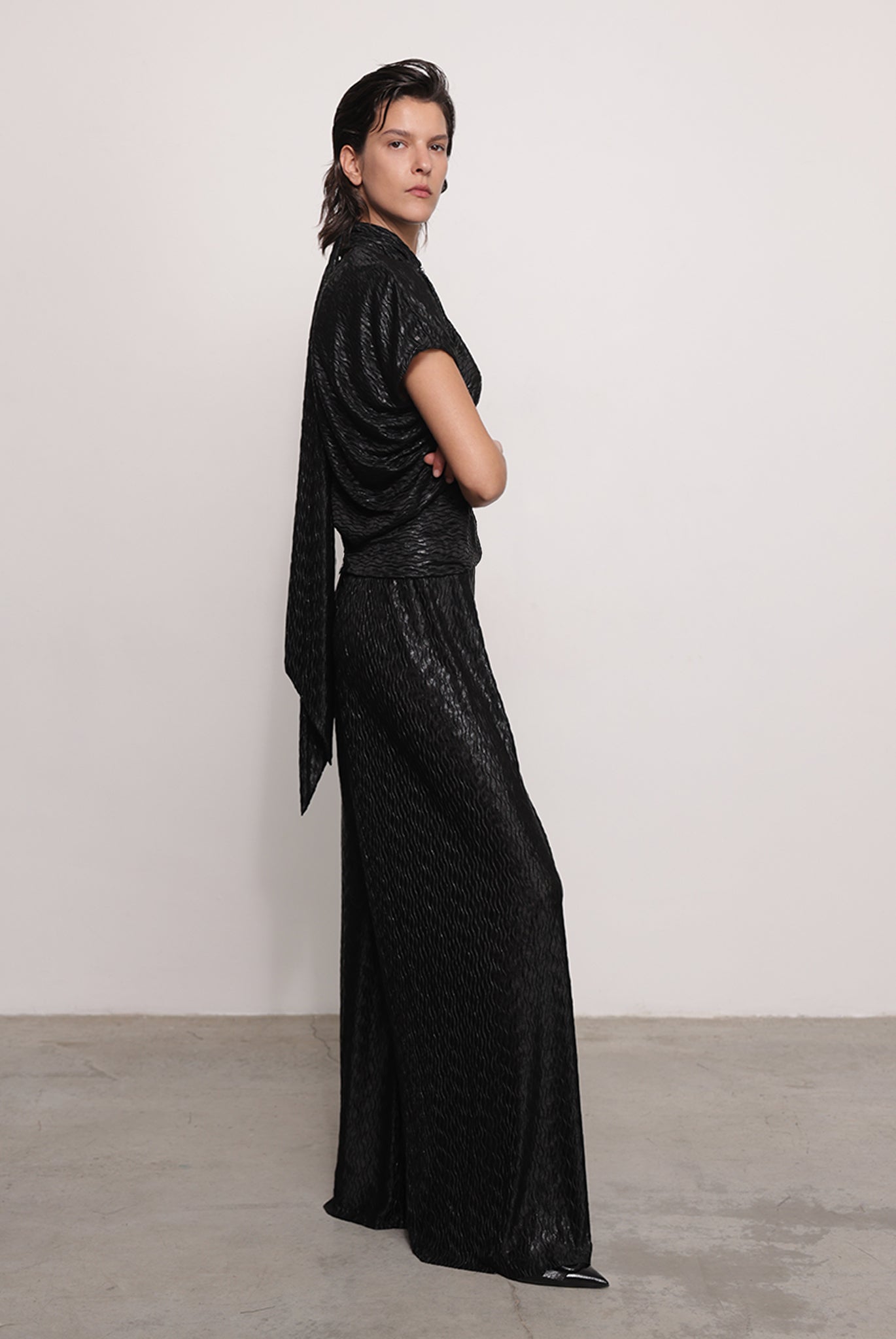 SABINA MUSAYEV - pleated_knit_w._foil_black_fw_25_26