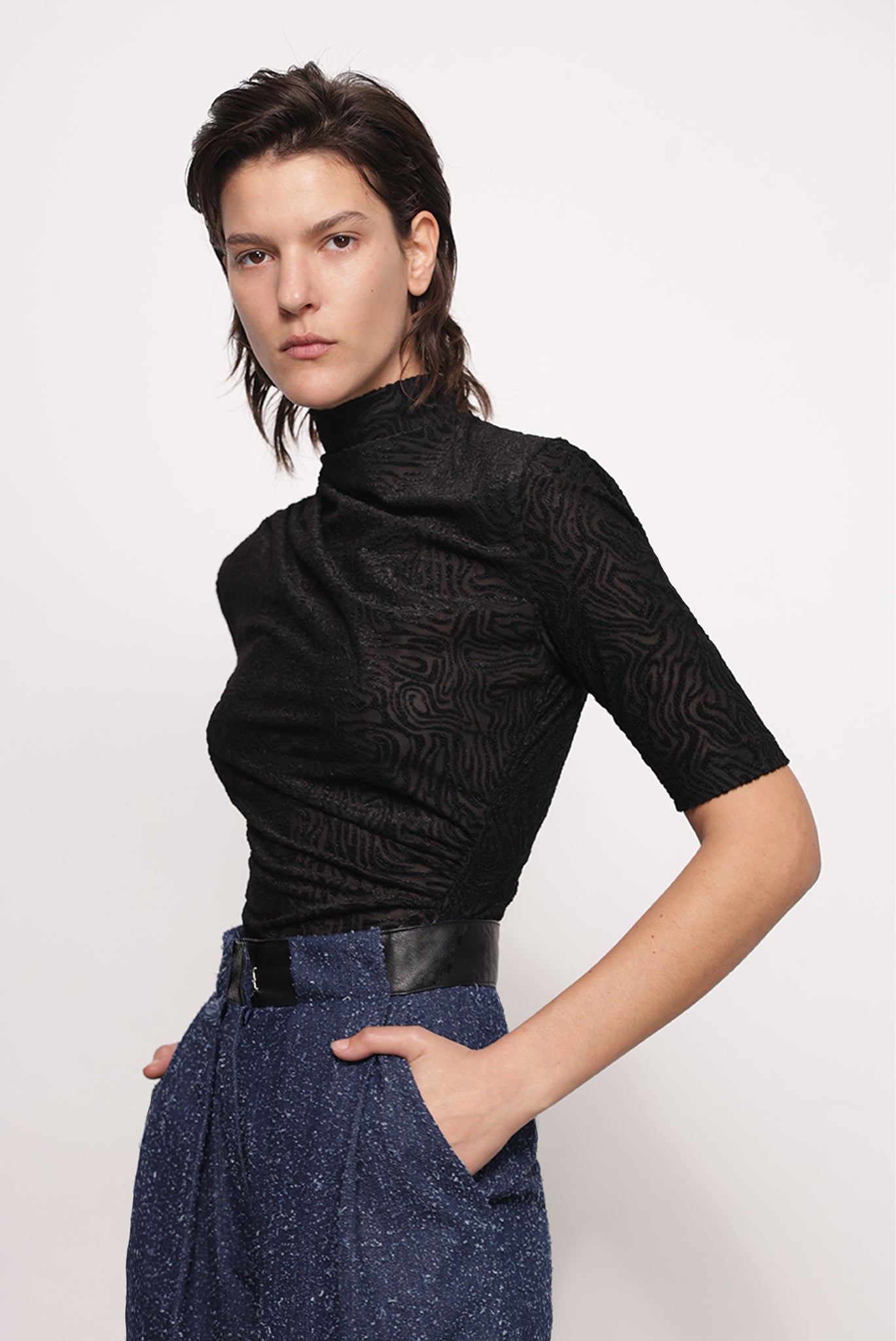 SABINA MUSAYEV - textured_knit_black_fw_25_26