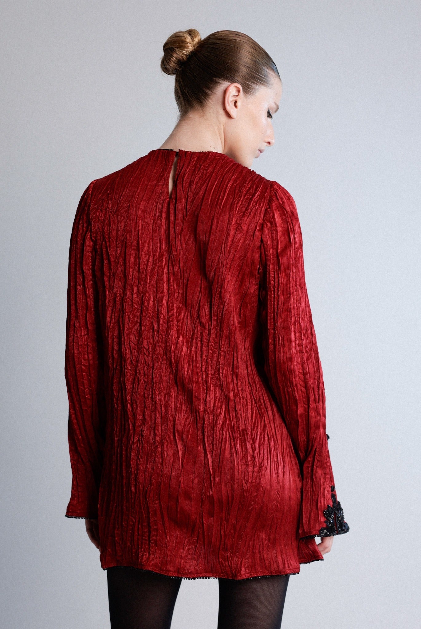 SABINA MUSAYEV - crinkled_satin_red_pre_spring_26