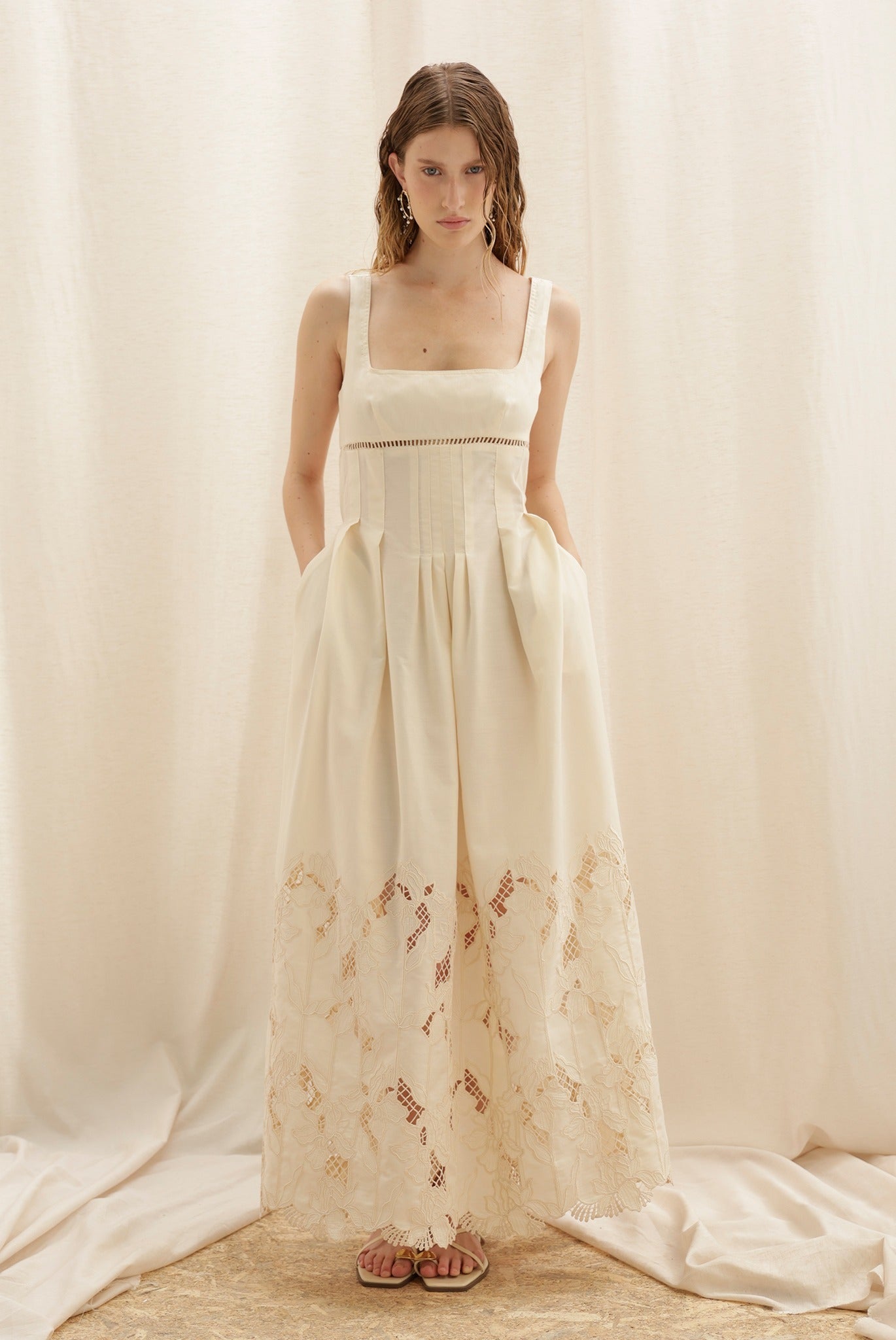 SABINA MUSAYEV - embroidered_poplin_ivory_pre_spring_26