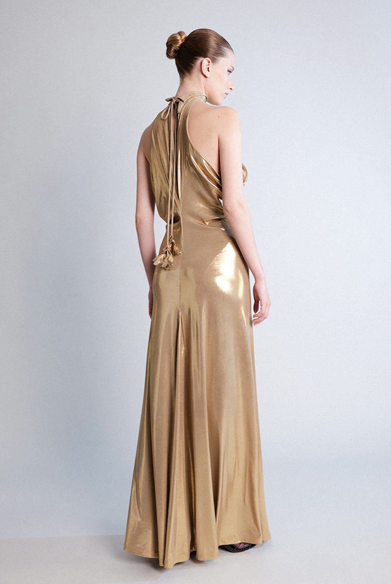 SABINA MUSAYEV - jersey_foil_gold_pre_spring_26