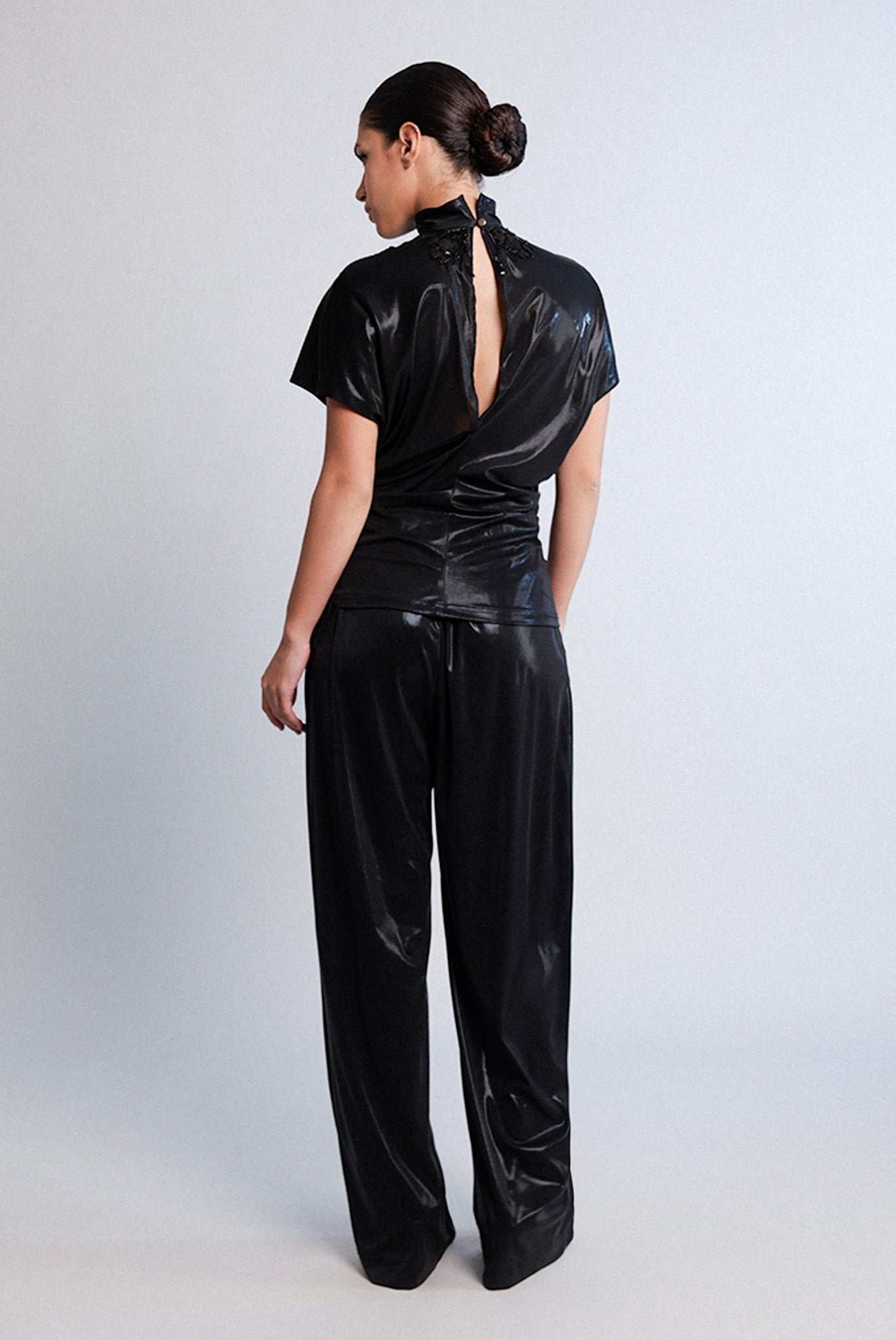 SABINA MUSAYEV - jersey_foil_black_pre_spring_26