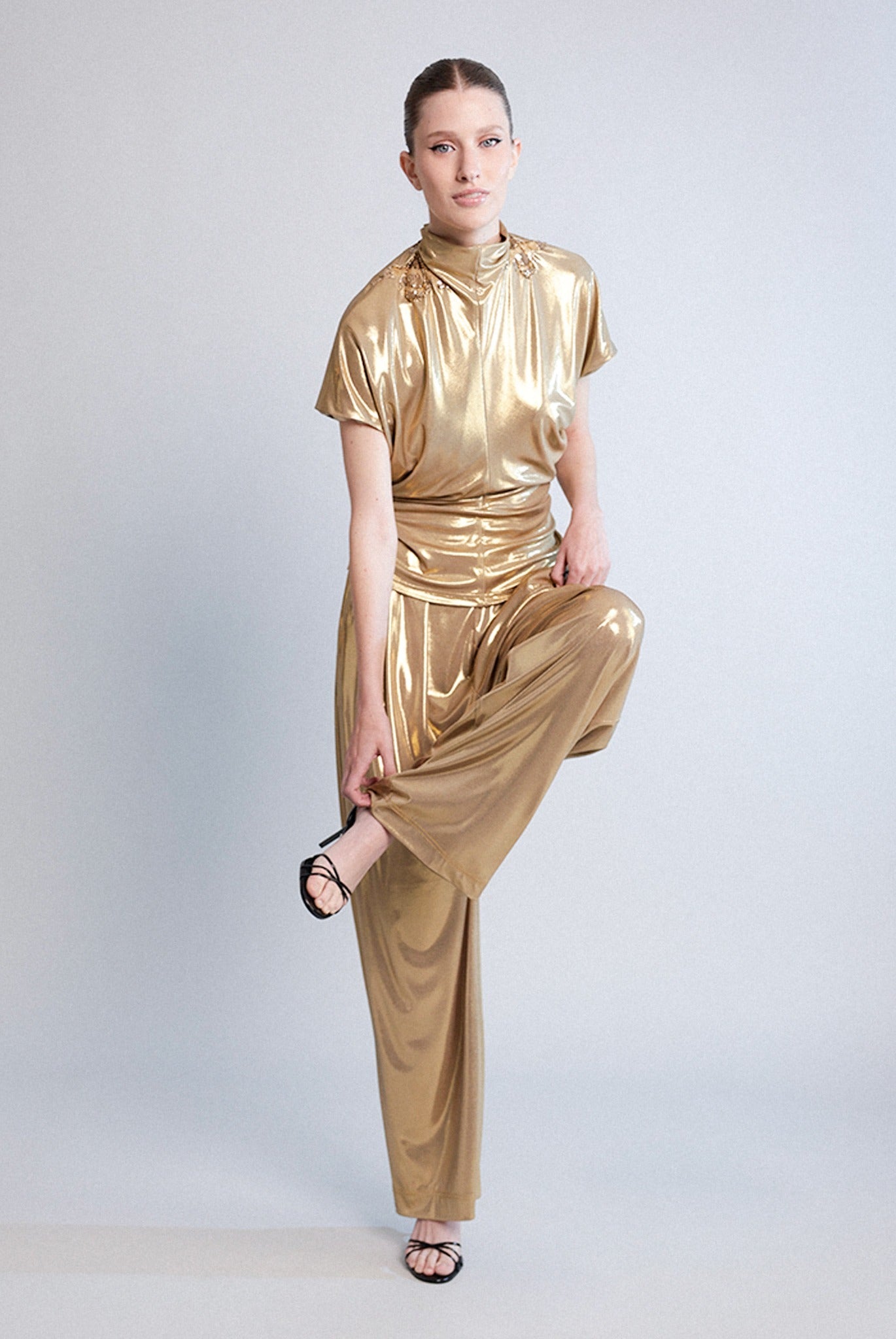 SABINA MUSAYEV - jersey_foil_gold_pre_spring_26