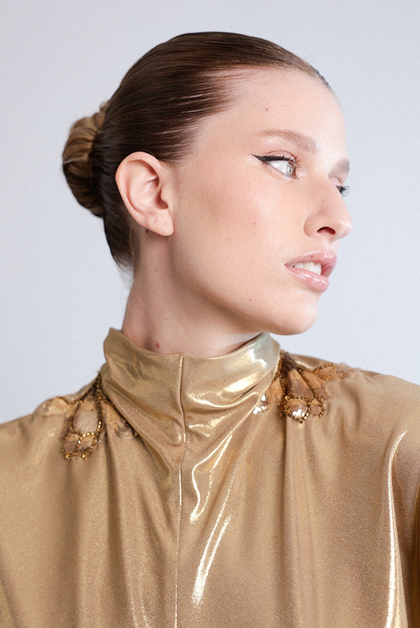 SABINA MUSAYEV - jersey_foil_gold_pre_spring_26