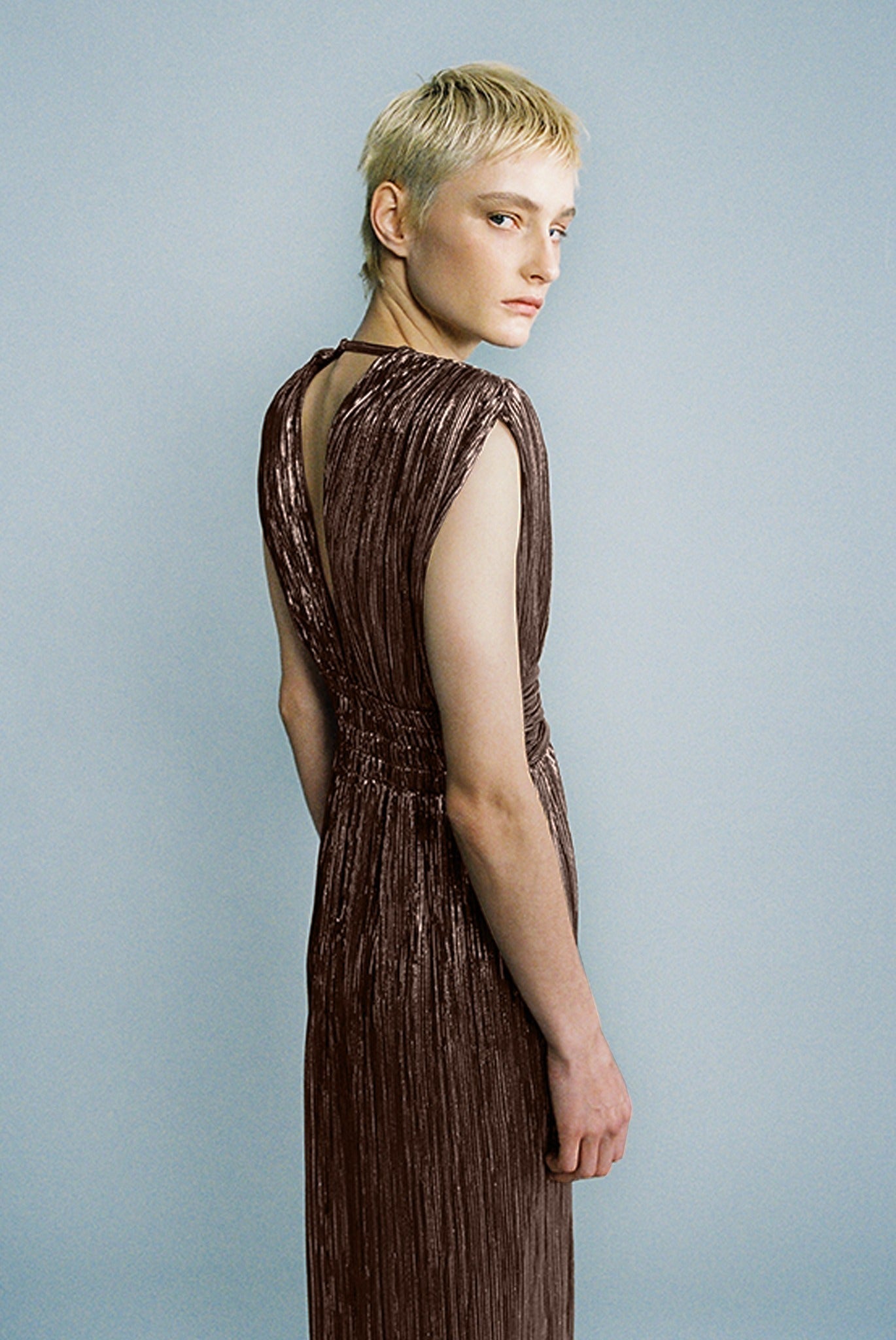 SABINA MUSAYEV - pleated_knit_w_foil_black_w_bronze_foil_fw_24_25