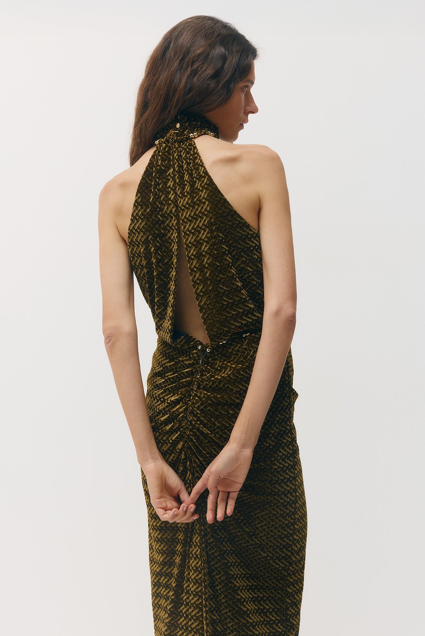 SABINA MUSAYEV - embossed_velvet_olive_fw_26_27