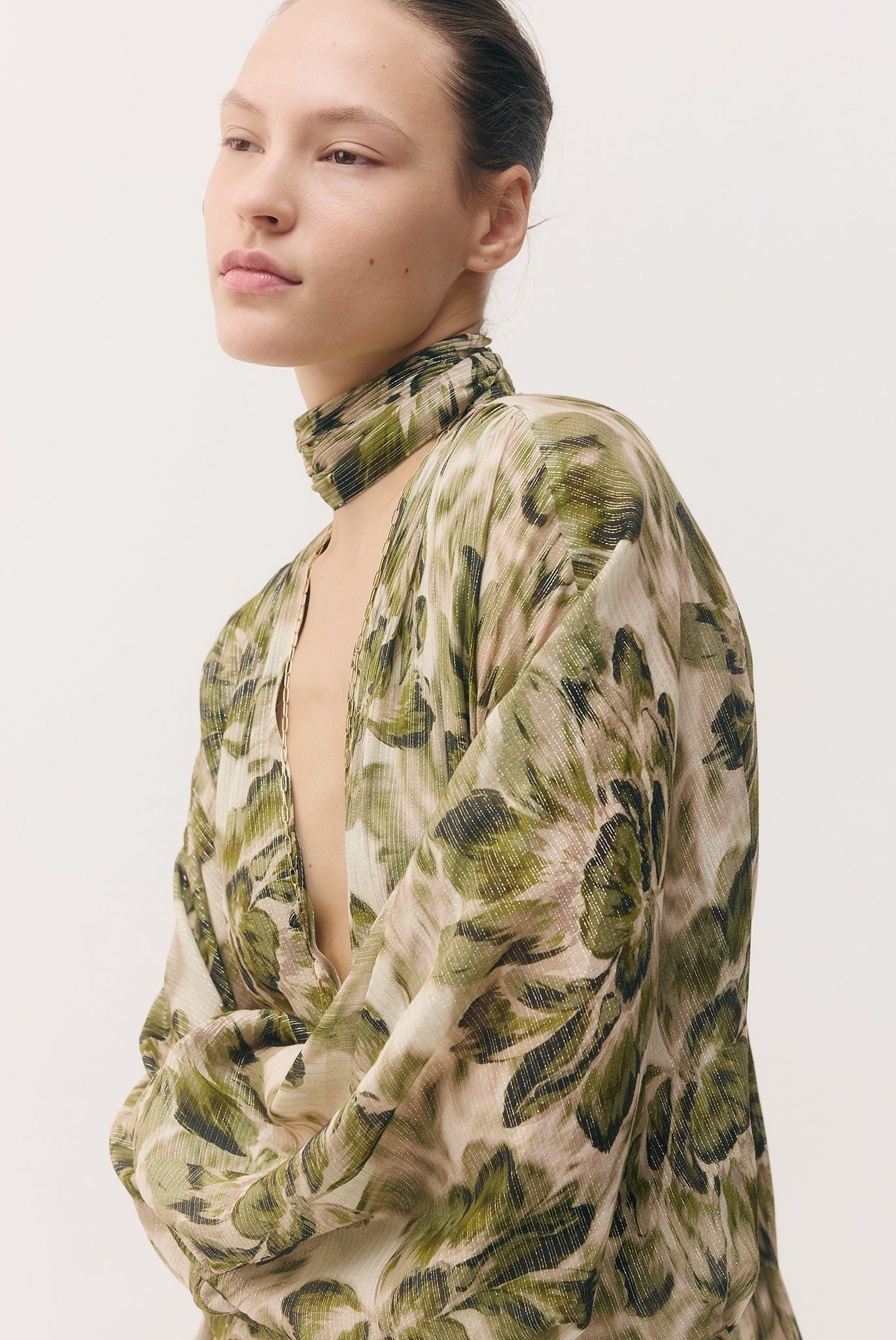 SABINA MUSAYEV - silk_blend_printed_chiffon_golden_olive_fw_26_27
